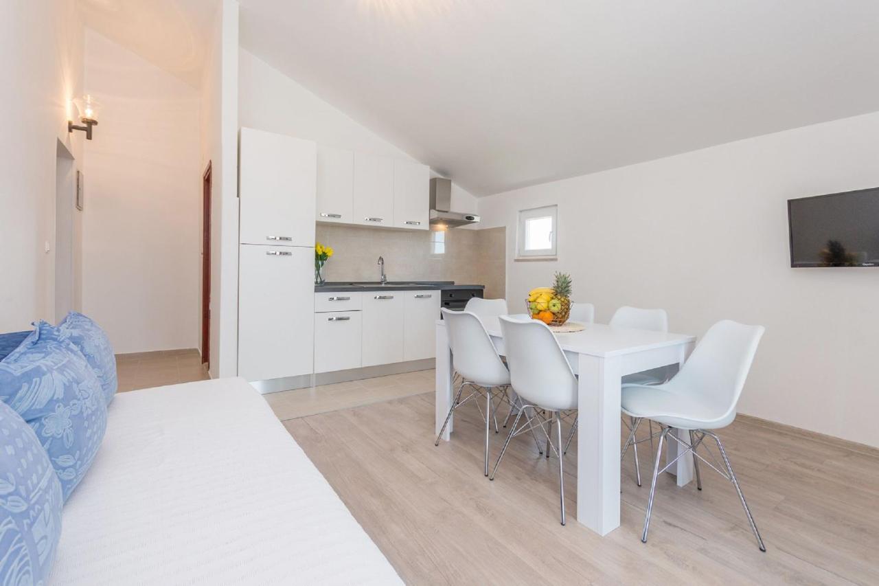 ביוגראד נה מורו Apartment Lucija מראה חיצוני תמונה