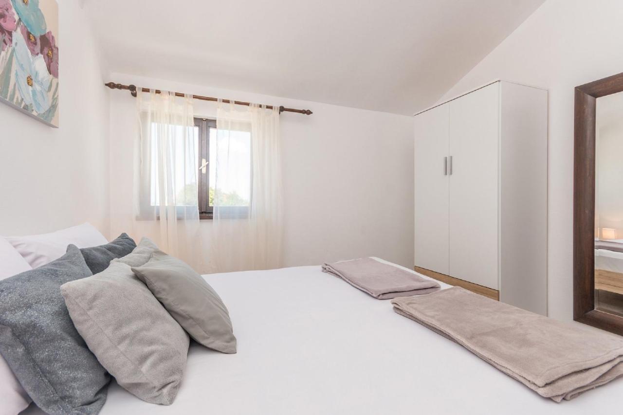 ביוגראד נה מורו Apartment Lucija מראה חיצוני תמונה